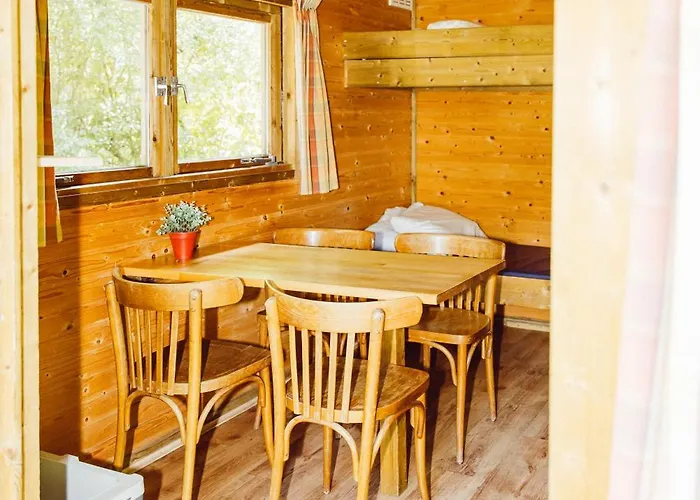 Houten Natuurhuisje Hikershut Campingplatz Wintger